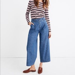 NWOT Madewell Petite Pleated Wide-Leg Jeans, size 0. washed but never worn.